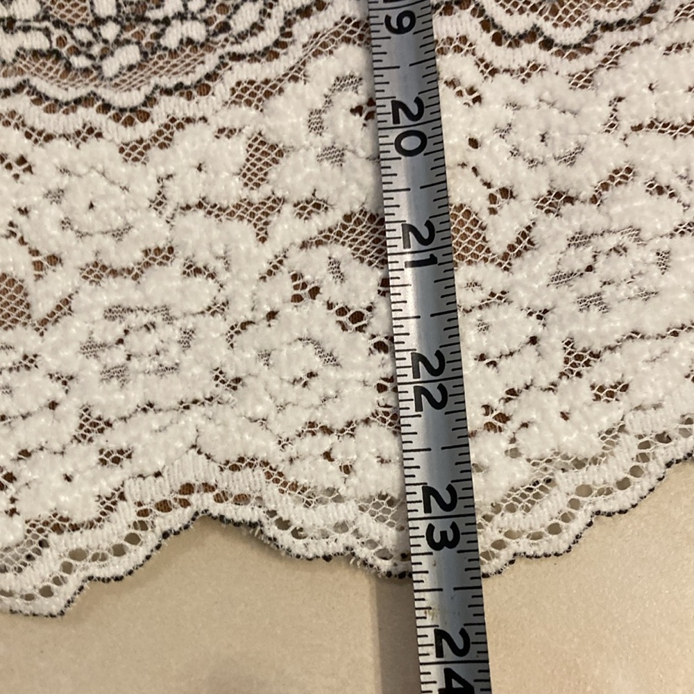Sleeveless Lace Overlay High-Neck Top - White & Brown - Picture 11 of 13